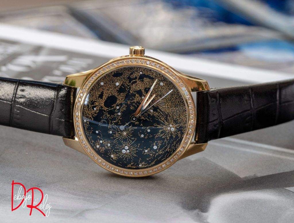 DIOR VIII MONTAIGNE HALF MOON