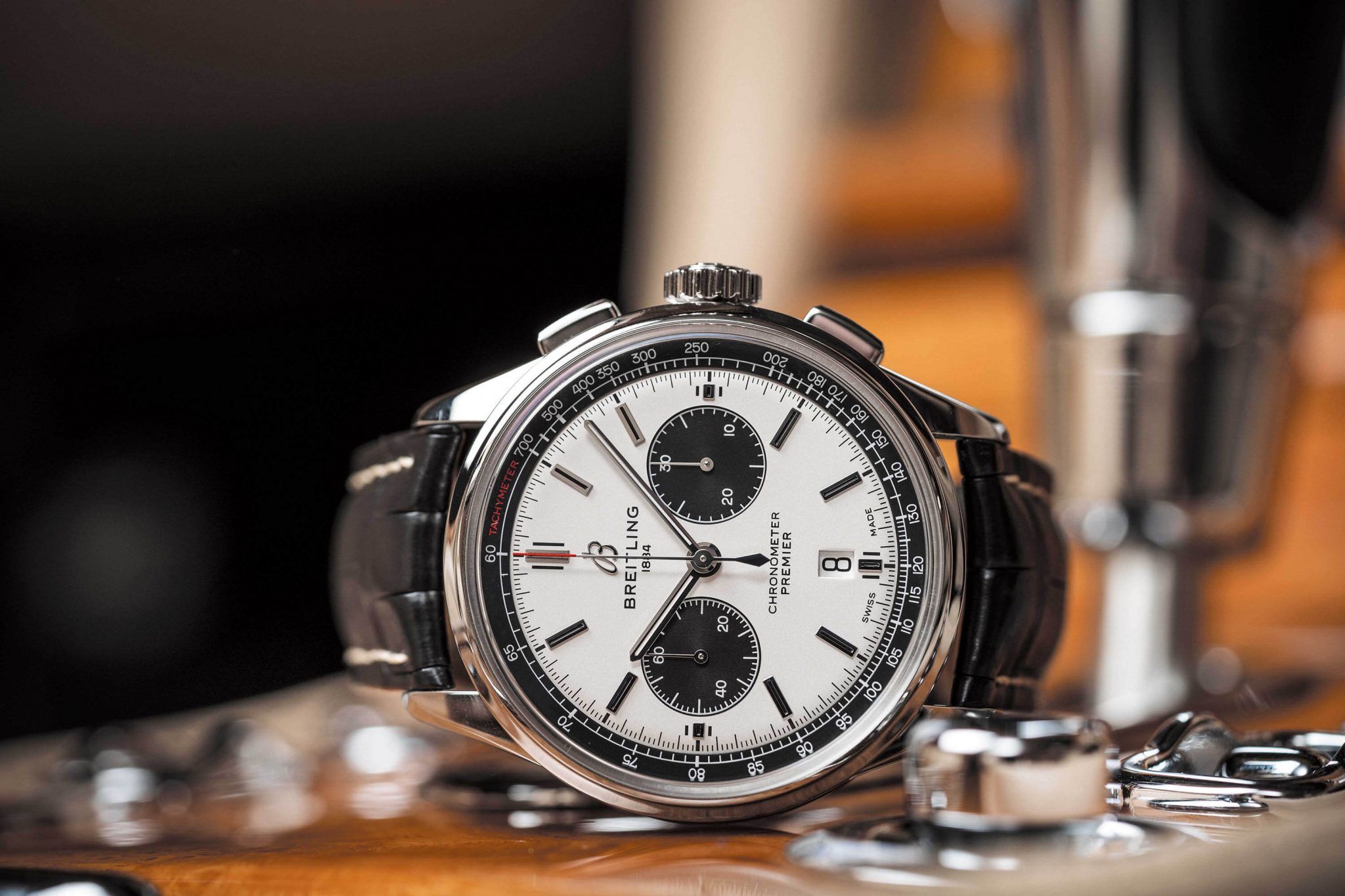 02_Premier B01 Chronograph 42 _debajo_del_reloj_blog_relojes