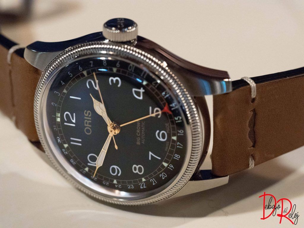 bigcrow 3 movember Oris blog debajo del reloj