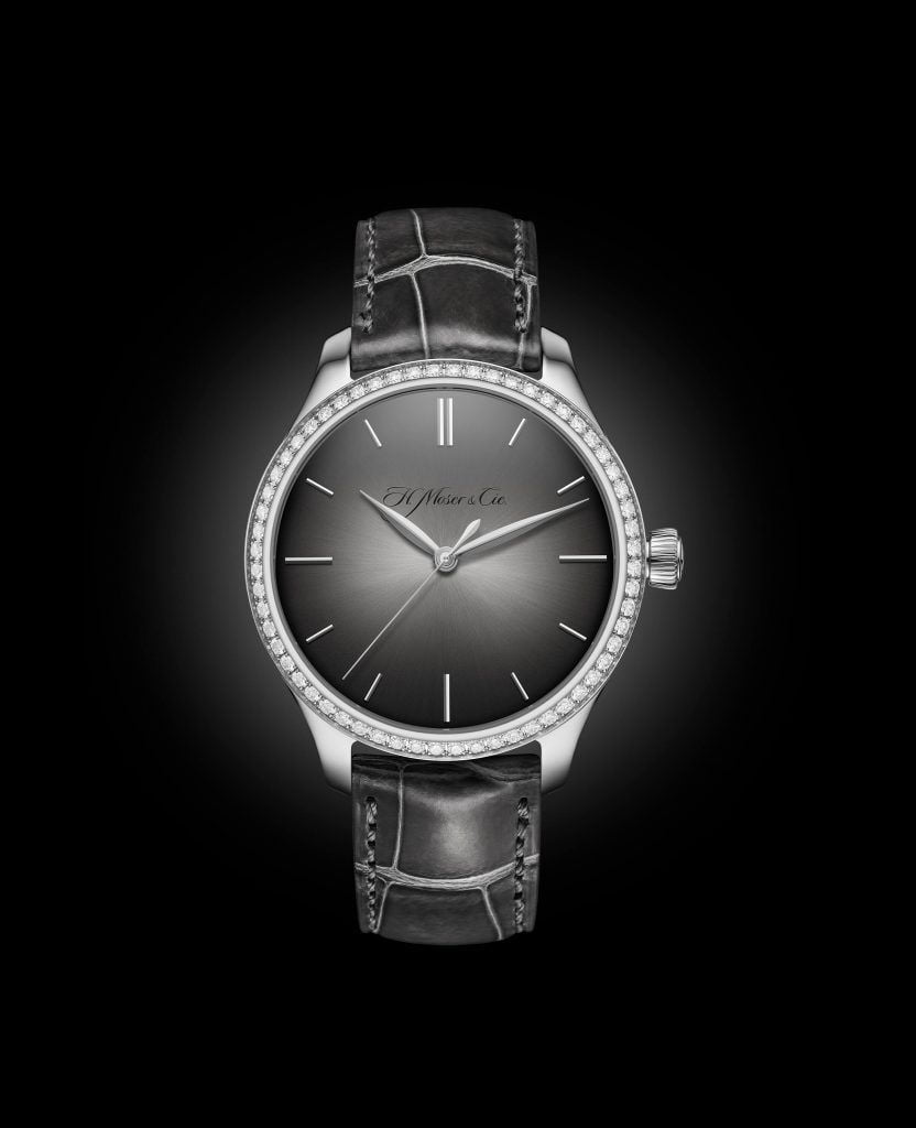 Endeavour Diamonds Bucherer Blue Editions front blog debajo del reloj