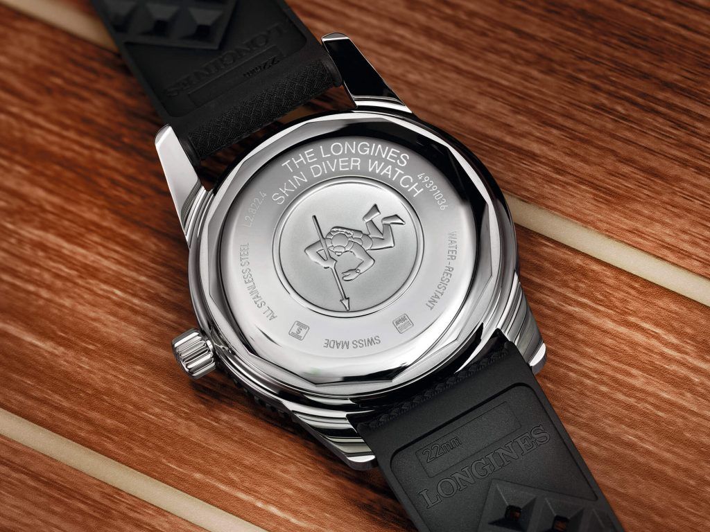 The Longines Skin Diver Watch trasera blog debajo del reloj