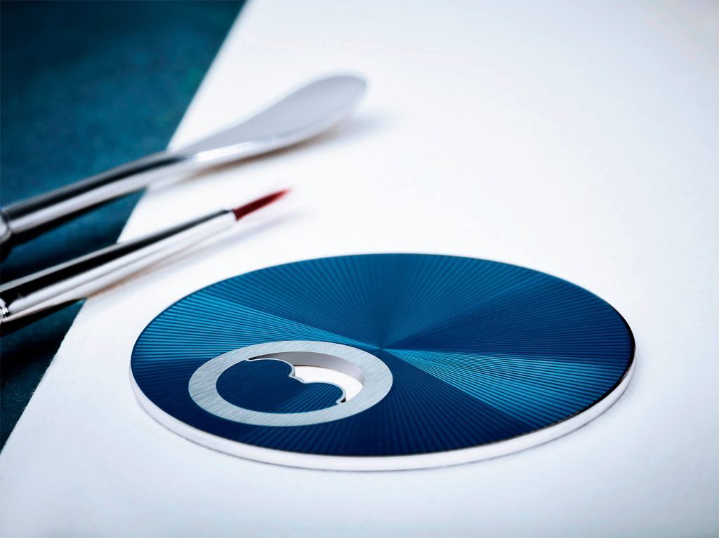 jajaeger-lecoultre master ultra thin moon enamel blog debajo del reloj dial detalle