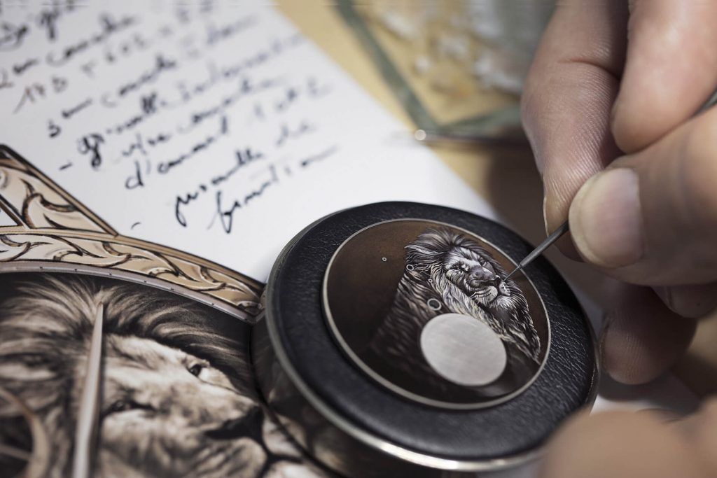 Les Cabinotiers 14 day Tourbillon Lion blog debajo del reloj