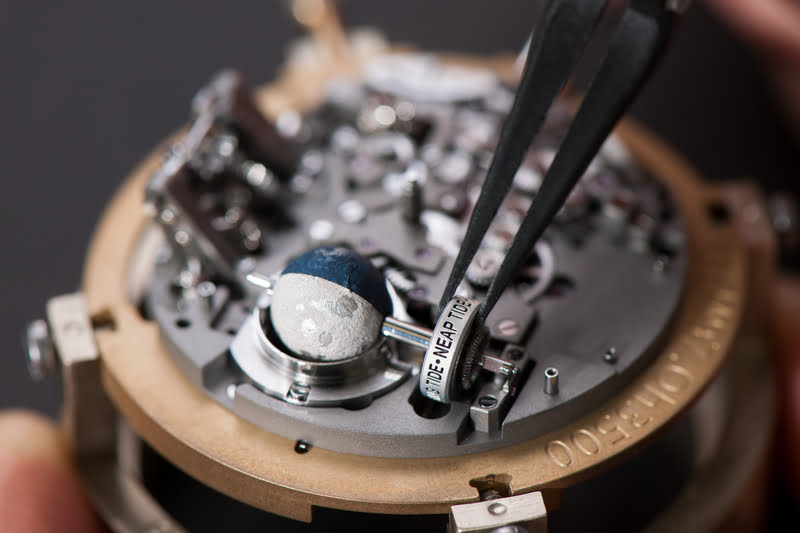 Ulysse Nardin Marine Mega Yacht deta mov
