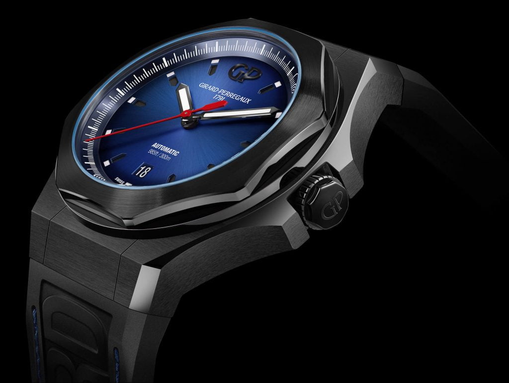 GIRARD-PERREGAUX-Laureato-Absolute-Ambiance