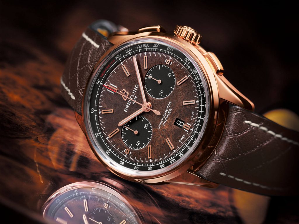 Premier B01 Chronograph Bentley Or lifestyle