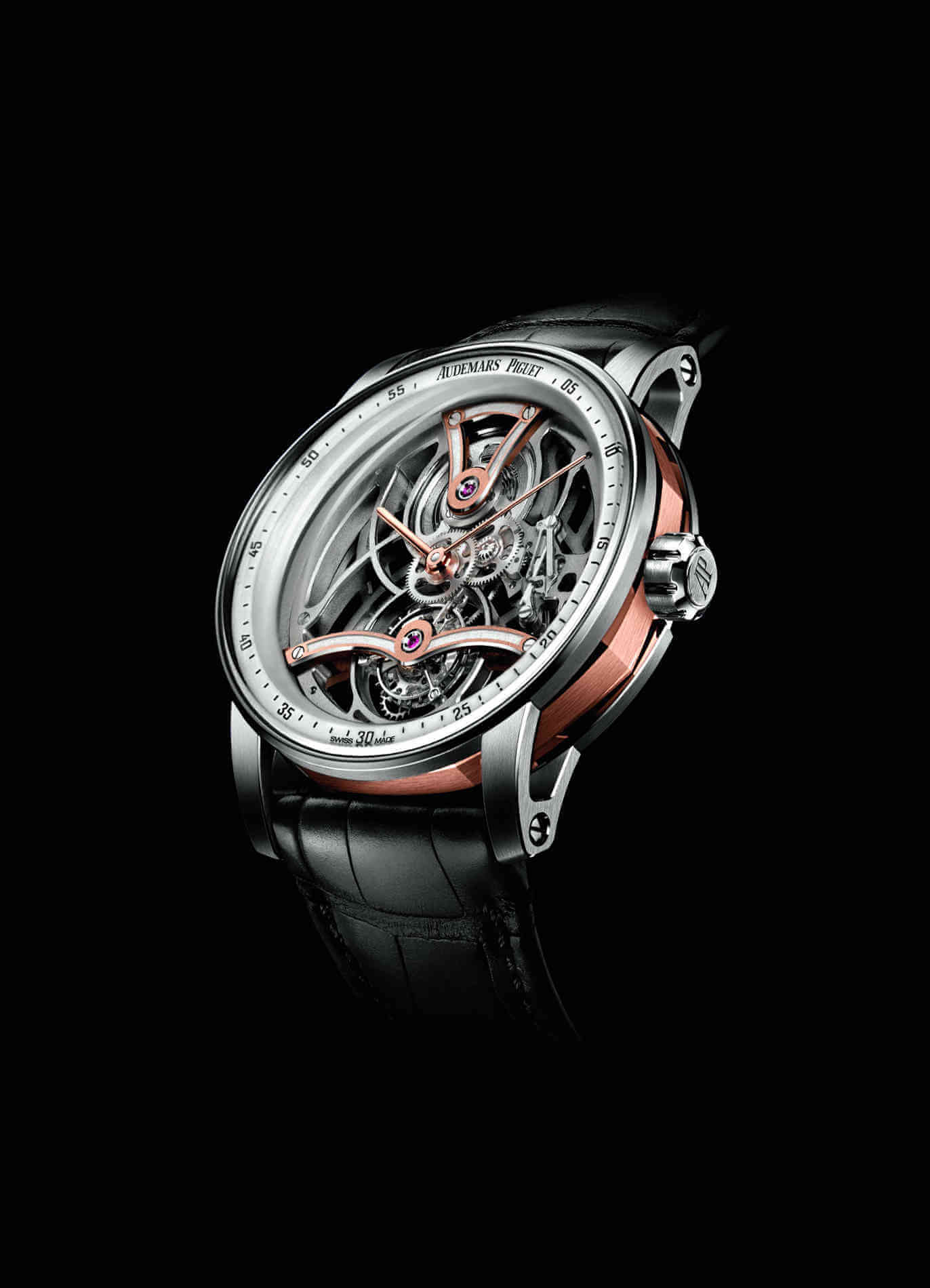 Code 11.59 Tourbillon Esqueletado Bicolor general debajo del reloj