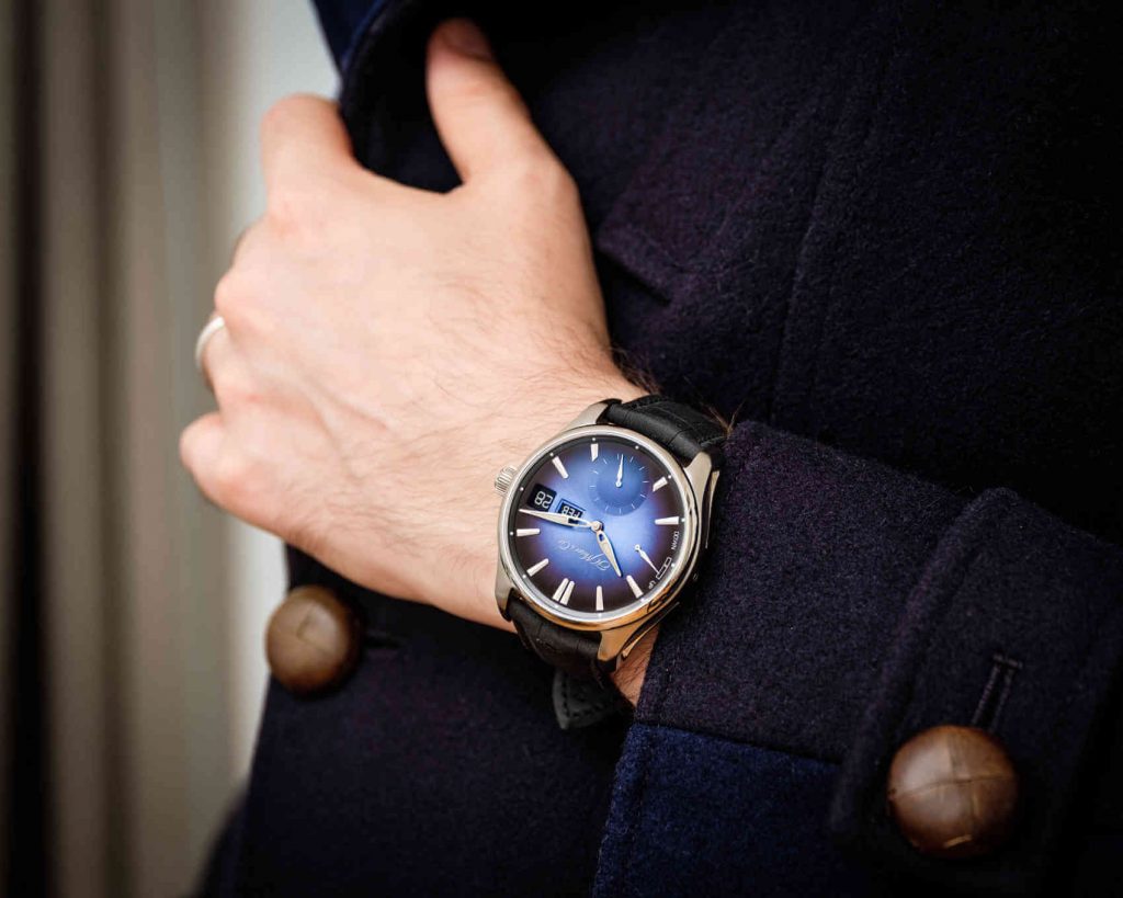 Pioneer Perpetual Calendar wrist01