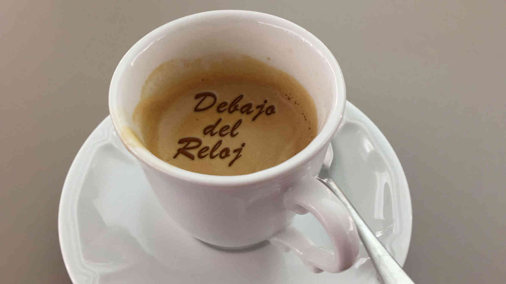 CAFE DEBAJO DELRELOJ br