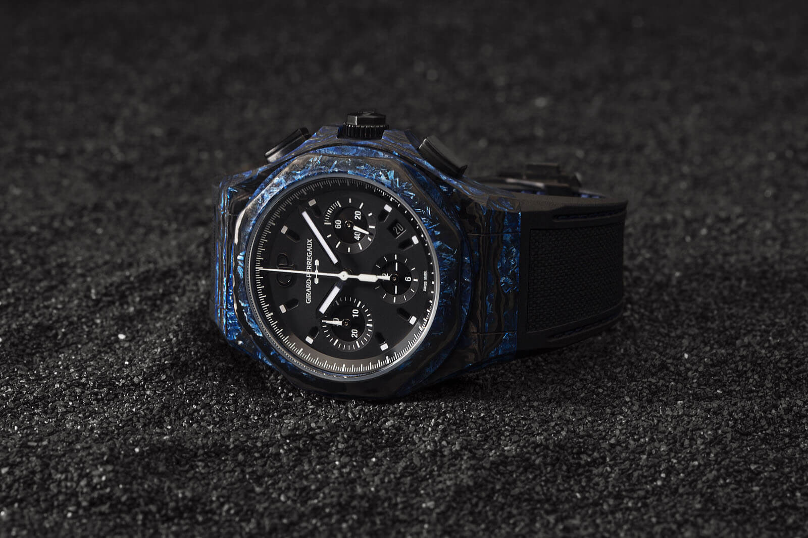 Girard-Perregaux Laureato Absolute Rock