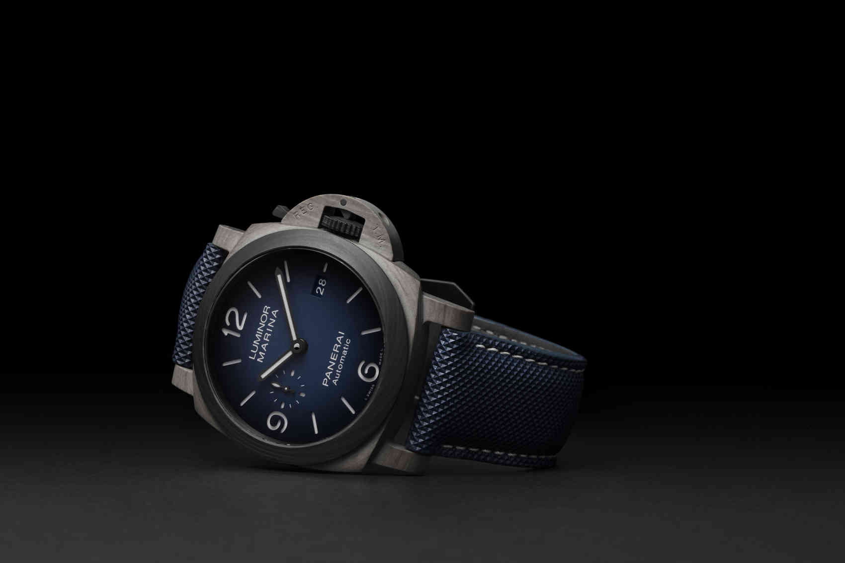 Panerai Luminor Marina Fibratech 44 PAM01663 life