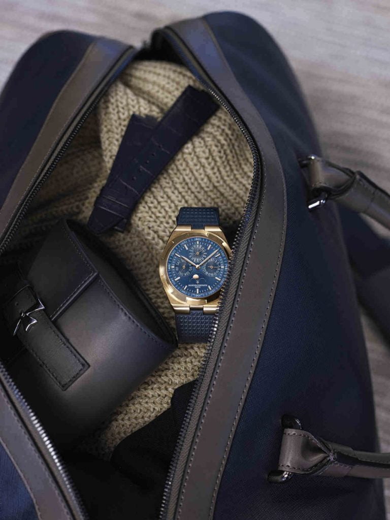 Vacheron Constantin Overseas Perpetual Calendar Ultra-thin front gold maleta
