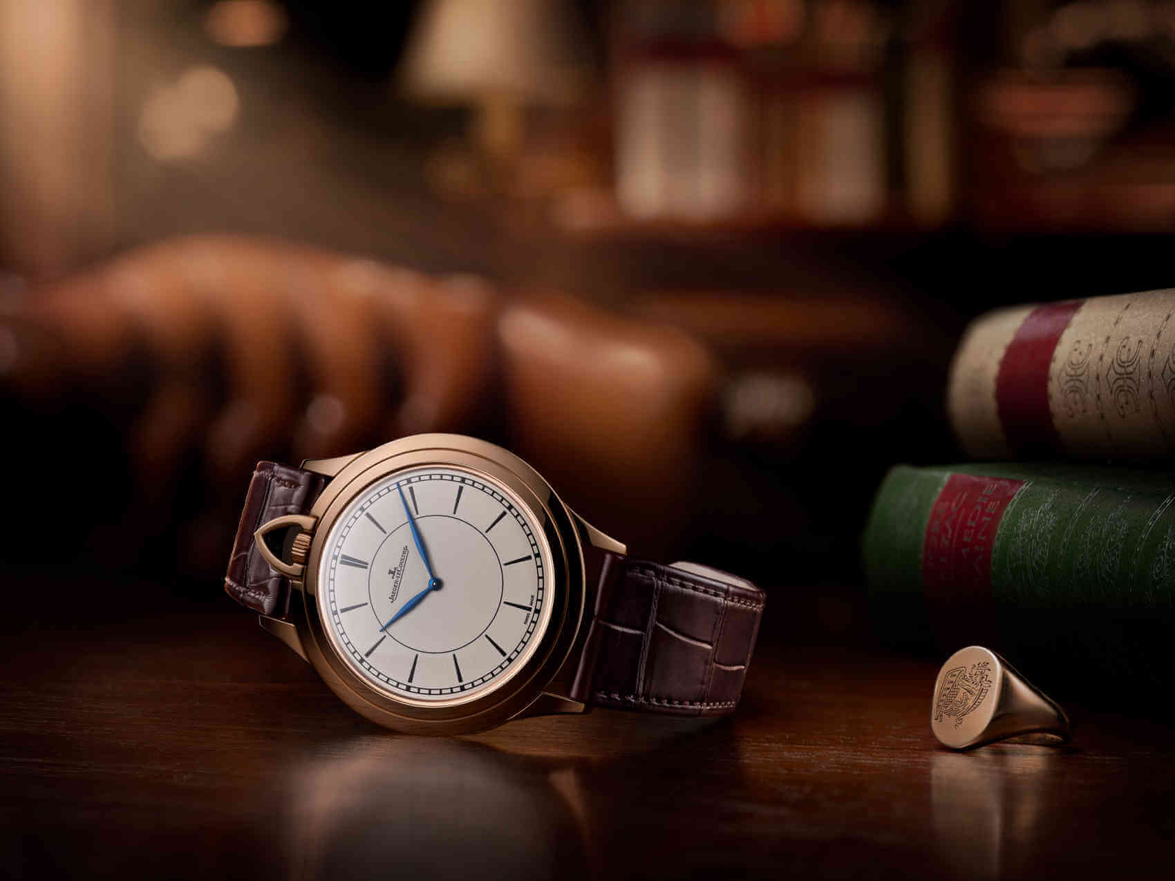 Jaeger-LeCoultre Master Ultra Thin Kingsman Knife beauty