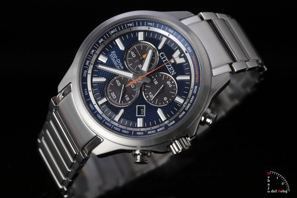 Citizen Cronógrafo Eco-Drive Titanio AT2470-85L inc negro