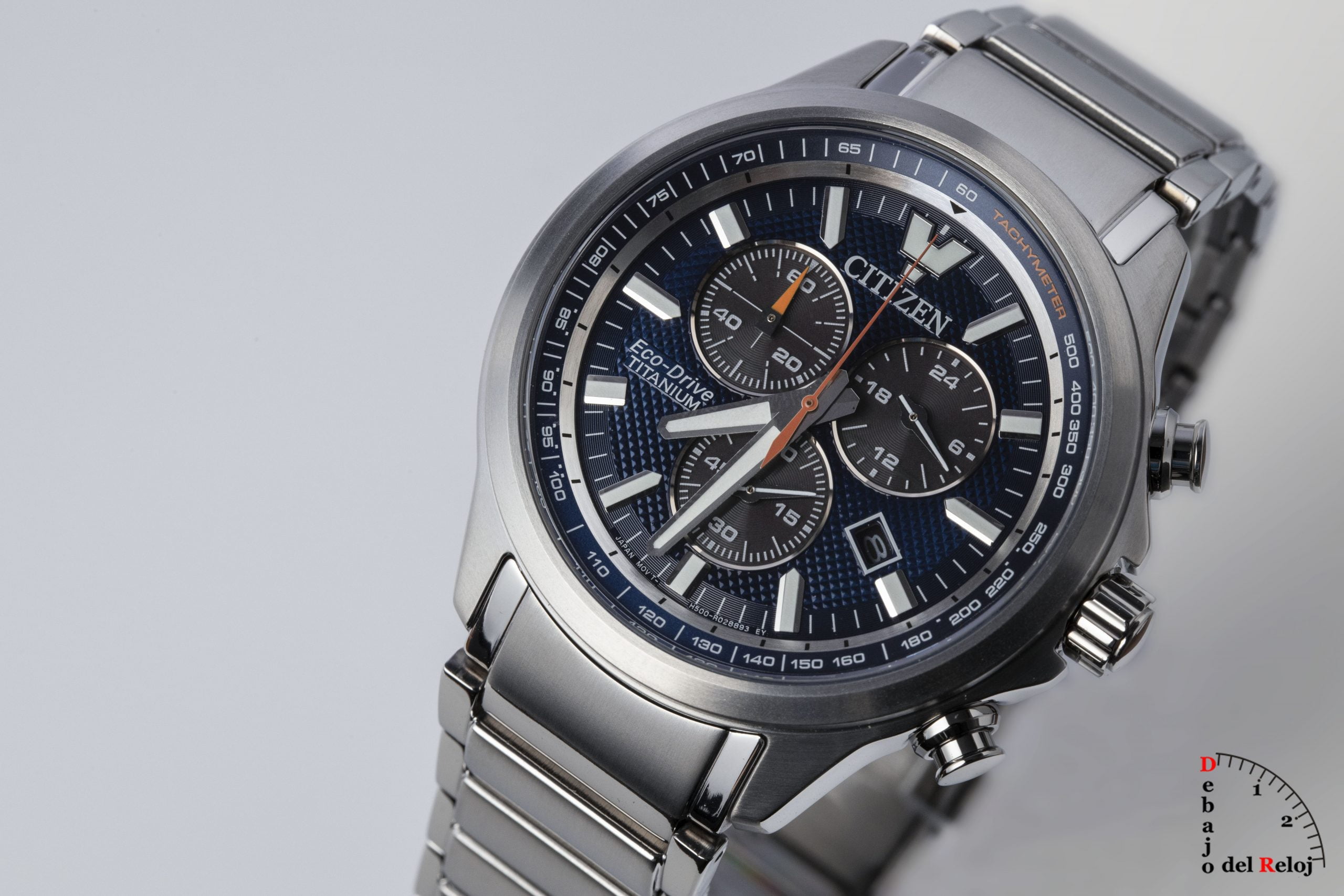 Citizen Cronógrafo Eco-Drive Titanio AT2470-85L portada