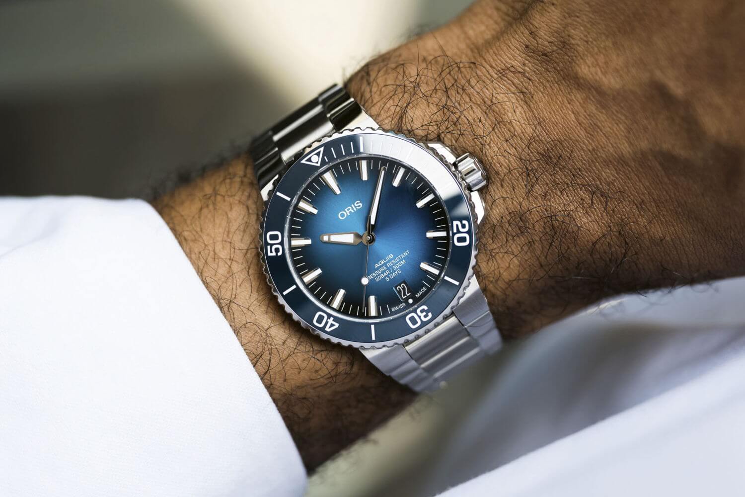 www.debajodelreloj.com