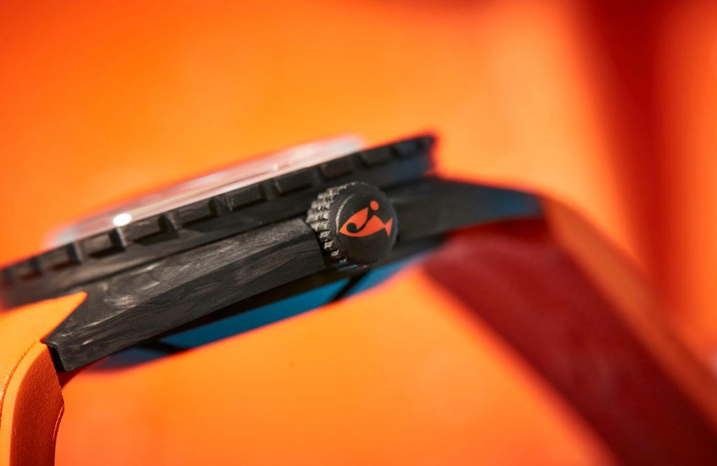 Doxa Sub 300 Carbon COSC 8