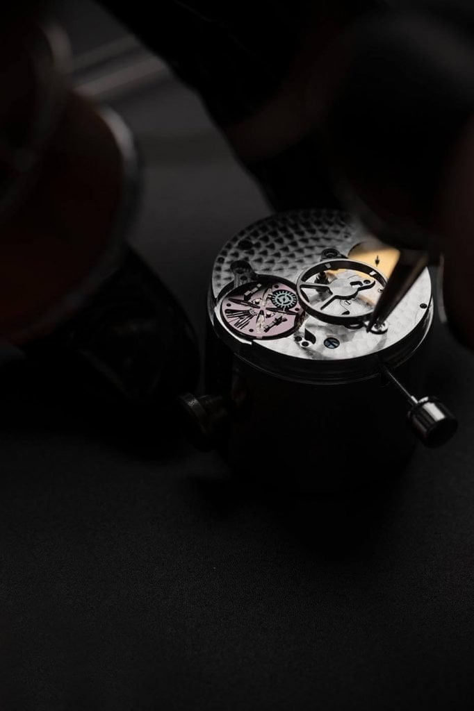 Frederique_Constant_FC-810MC3S6_Photo©Eric_Rossier_Workshop_5_SD