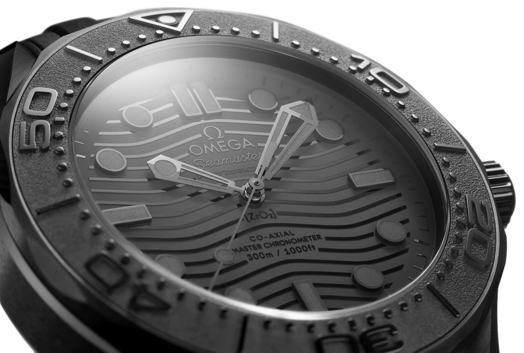 Omega Seamaster Diver 300M Black Black deta