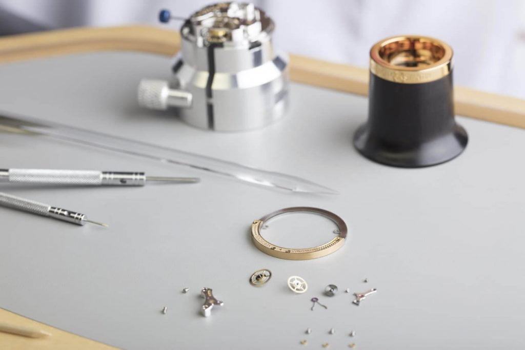 Caliber2160_Watchmaking_workshop (3)_1809770