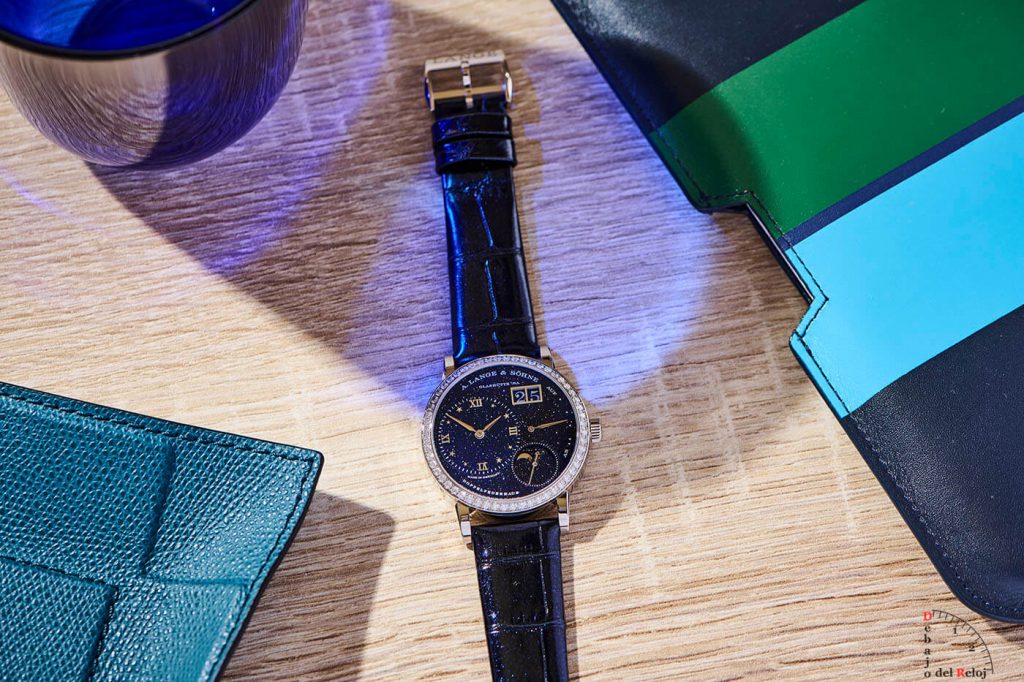 A. Lange & Söhne Little Lange 1 Moon Phase En el Estudio 2