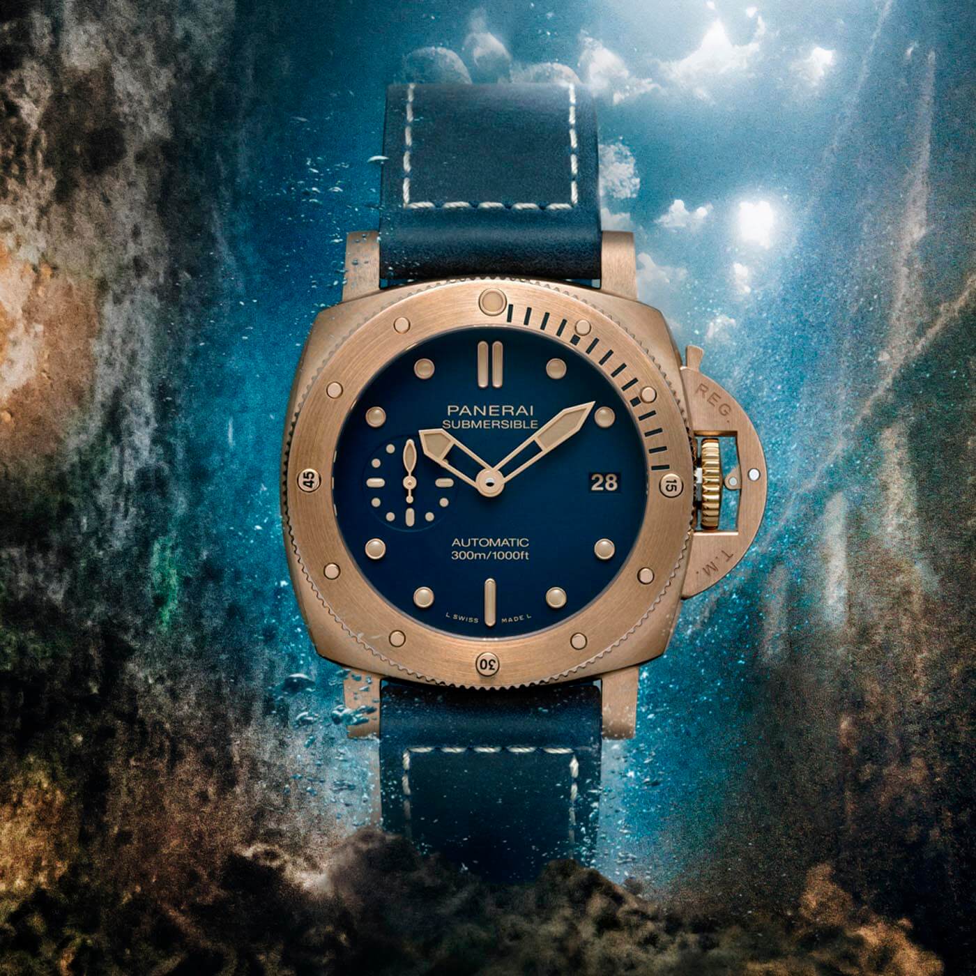 Panerai Submersible Bronzo Blu Abisso PAM1074 Debajo del Reloj