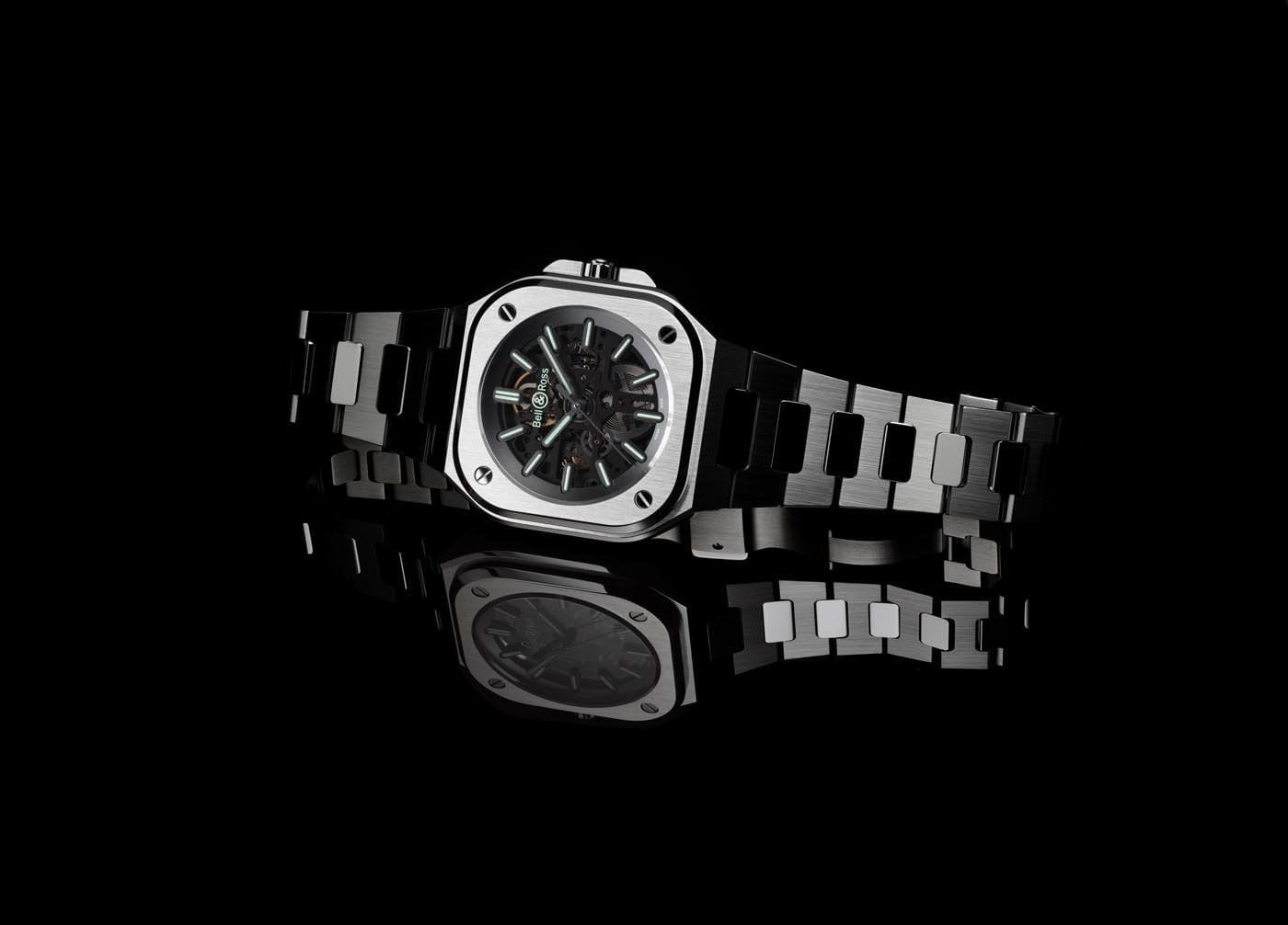 Bell & Ross BR 05 Skeleton Nightlum front