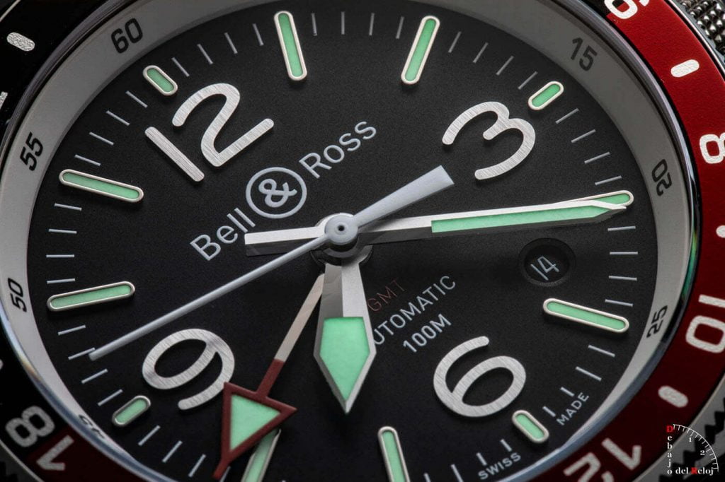 Relojes Luciéndose con Poca Luz 11