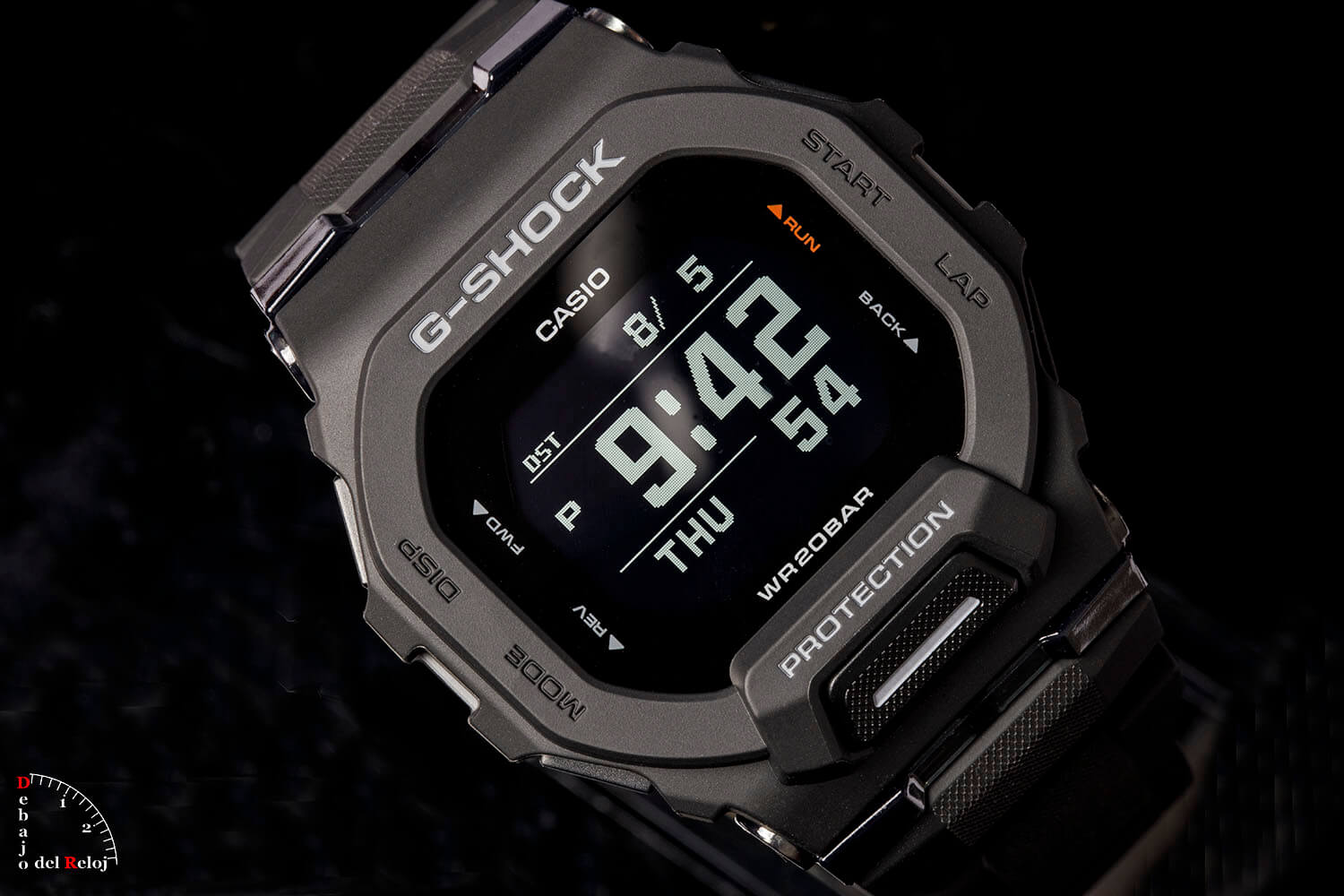 G-Shock G-Squad Gbd-200 En el Estudio - Debajo del Reloj