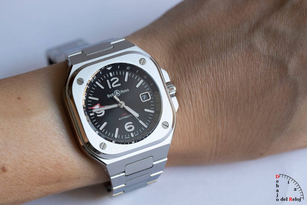 Bell & Ross Br 05 GMT 5