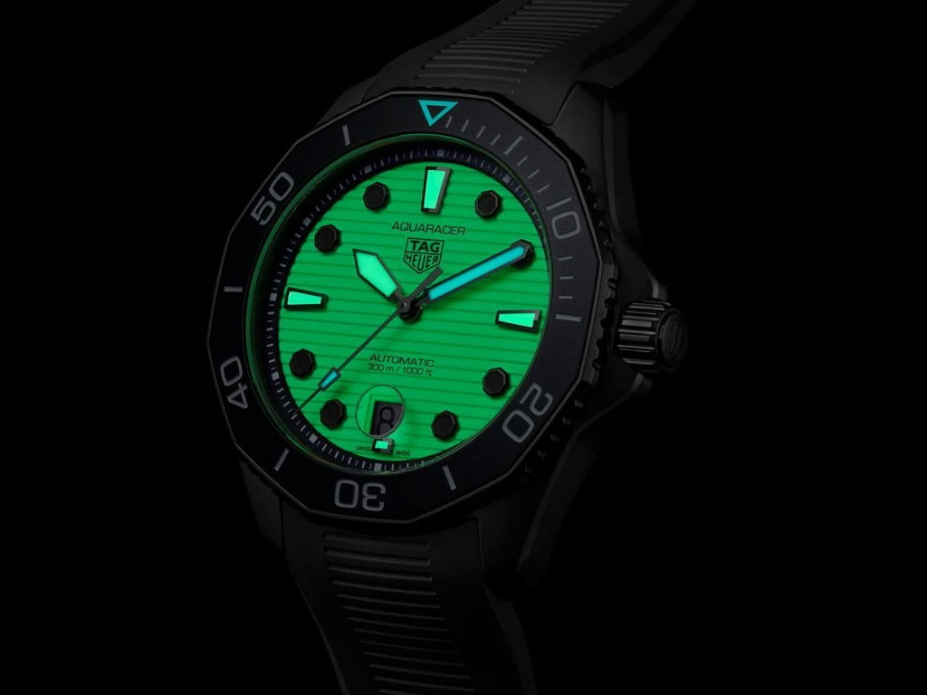 Tag Heuer Aquaracer Professional 300 Night Diver Calibre 5 3