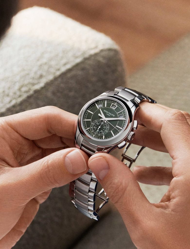 Patek Philippe Chronograph Annual Calendar 5905/1A muñeca mano