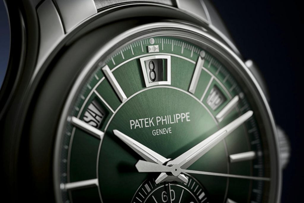 Patek Philippe Chronograph Annual Calendar 5905/1A muñeca 7