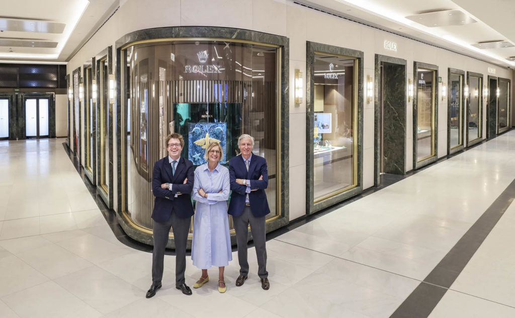 Grassy Abre Una Boutique Rolex en la Galería Canalejas en Madrid Familia Reznak
