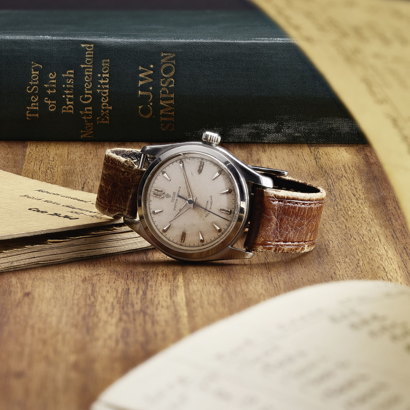 TUDOR-2022-S41-0956-STACK