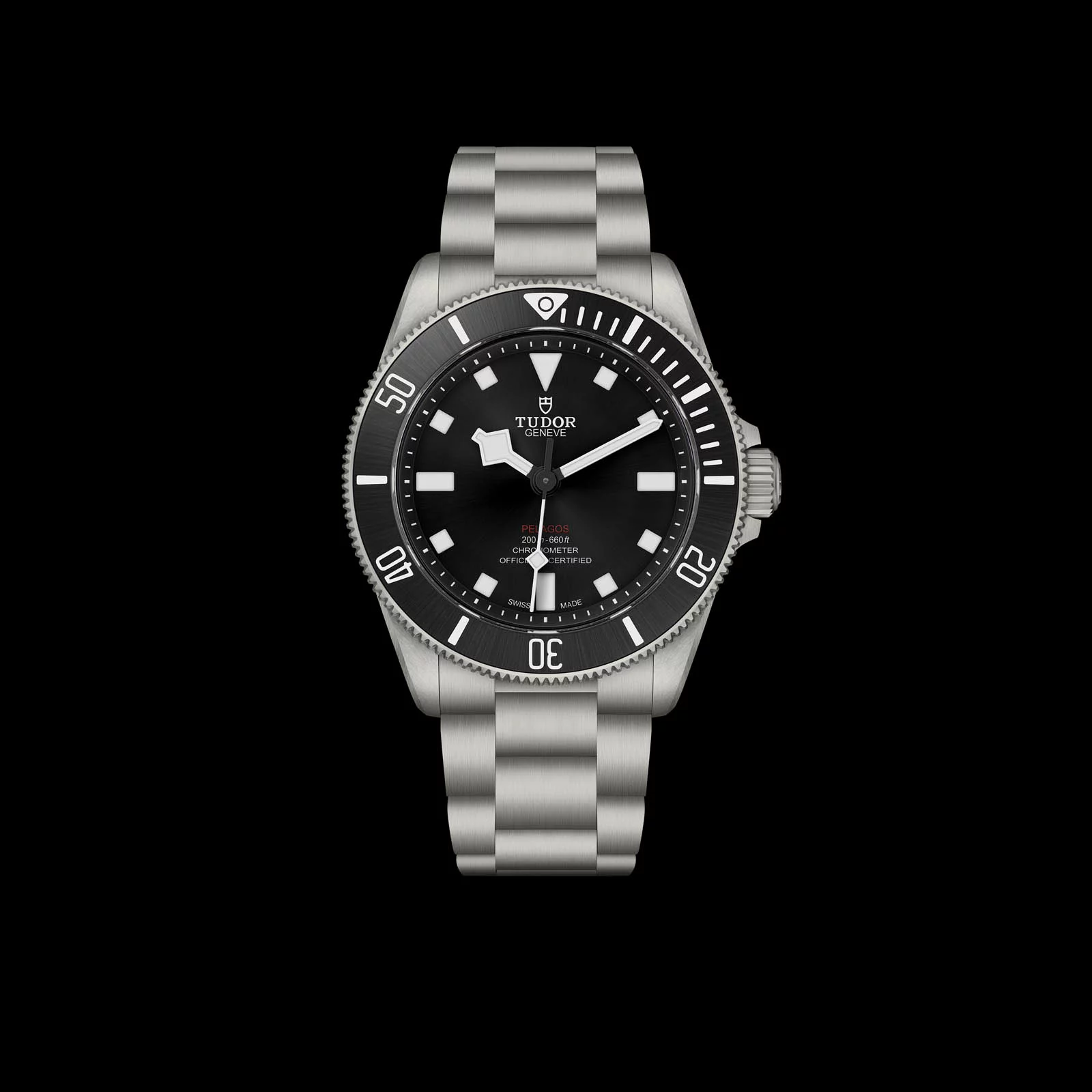 M25407N-0001_black_95817_FF_RVB-Black