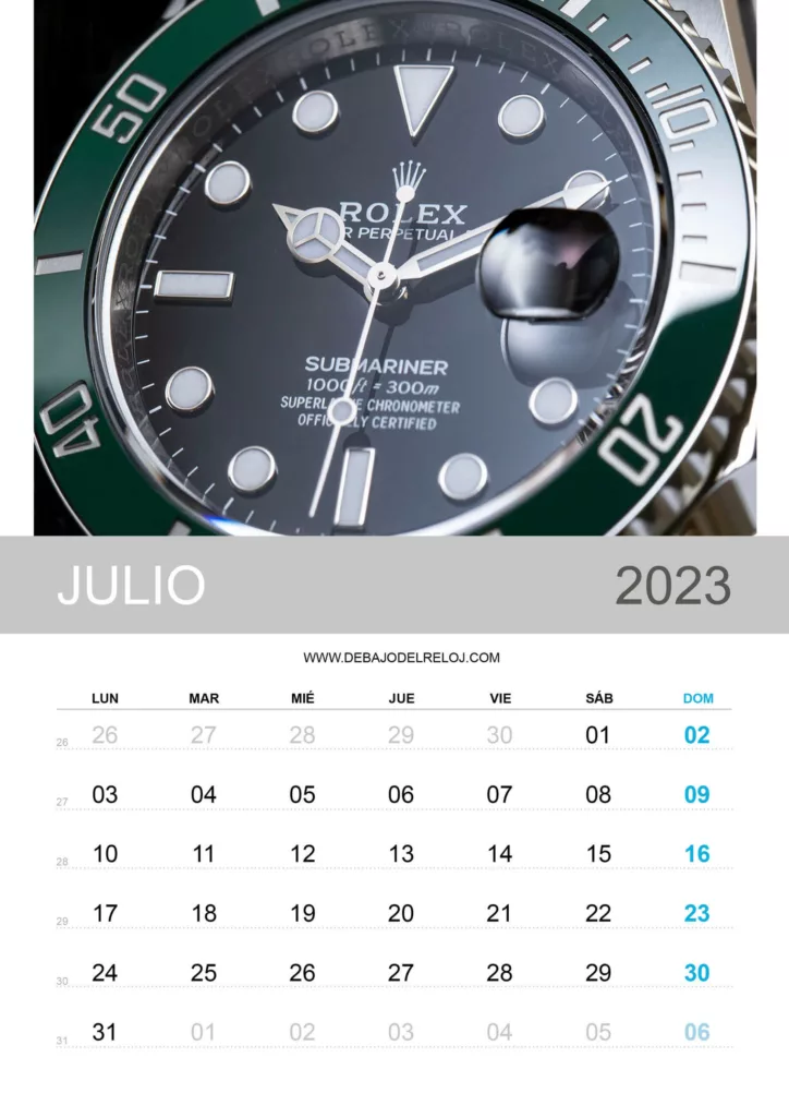 Calendario 2023 debajo del reloj julio