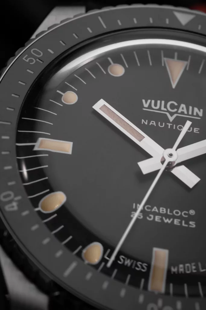 Vulcain Skin Diver Nautique 38 mm d1