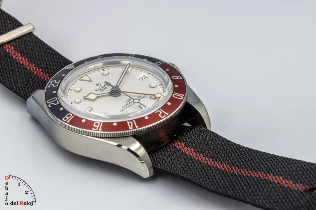 Tudor Black Bay GMT Esfera Opalina 8