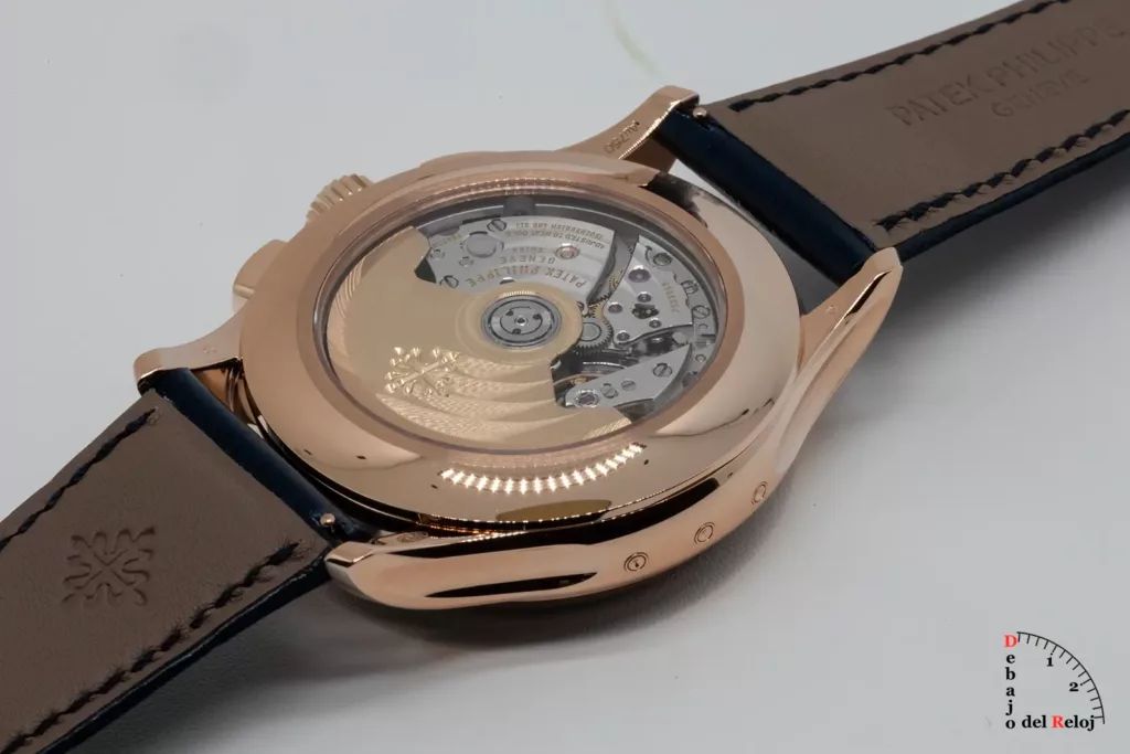 Patek Philippe Cronógrafo Flyback Automático con Calendario Anual ref. 5905 4