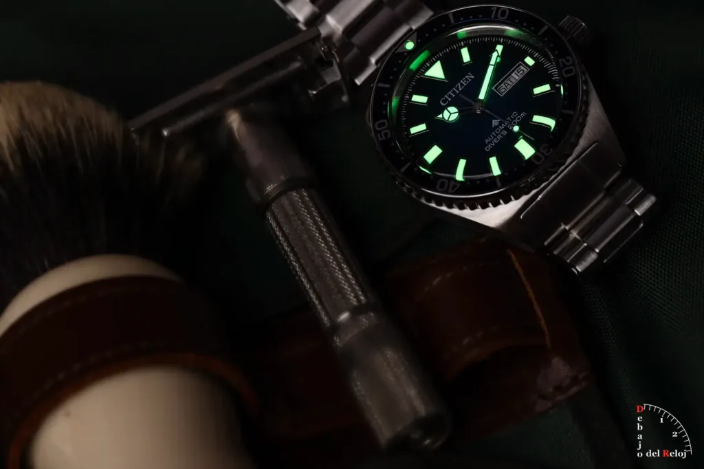 Citizen Challenger Diver NY0129-58L 10