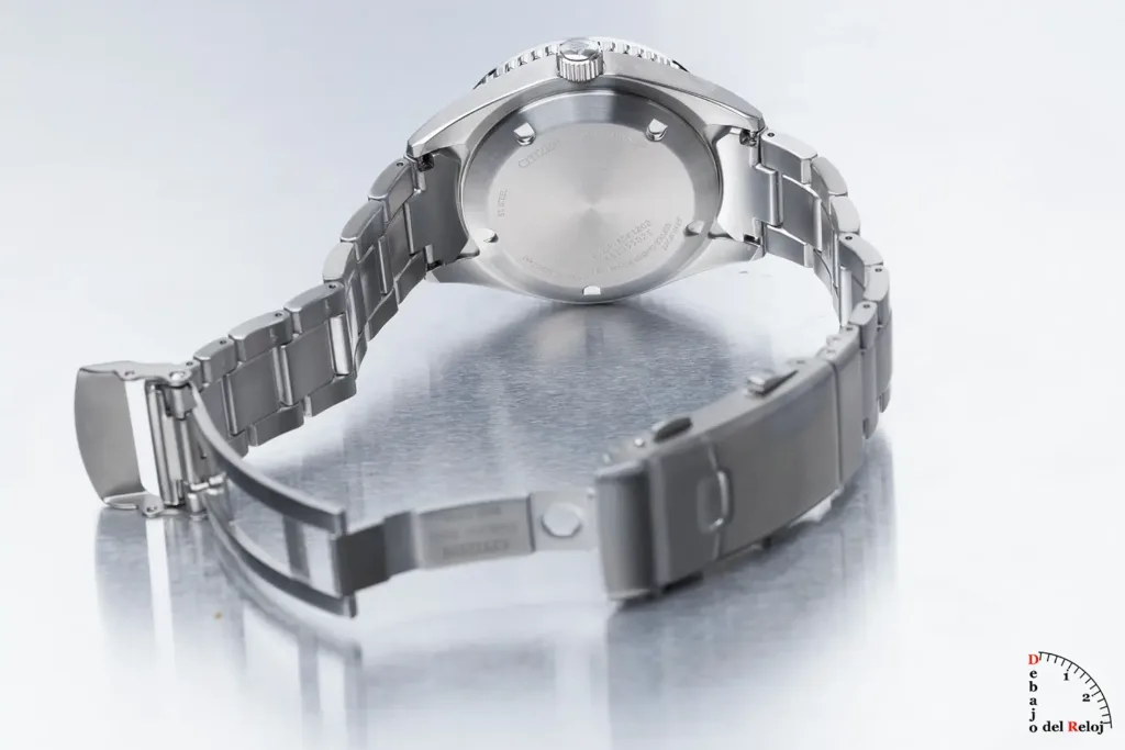 Citizen Challenger Diver NY0129-58L 12