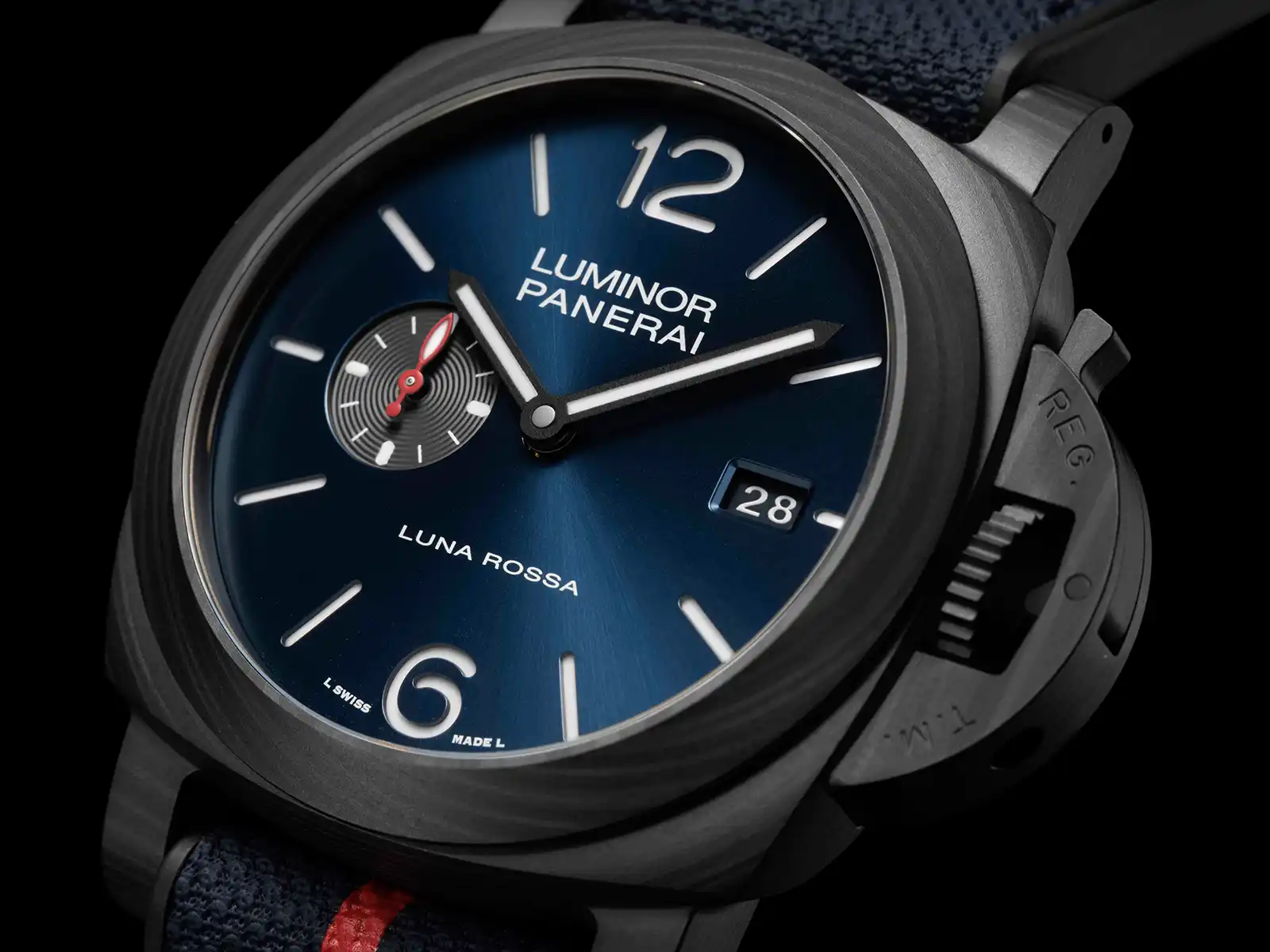 Panerai Luminor Luna Rossa Carbotech 5