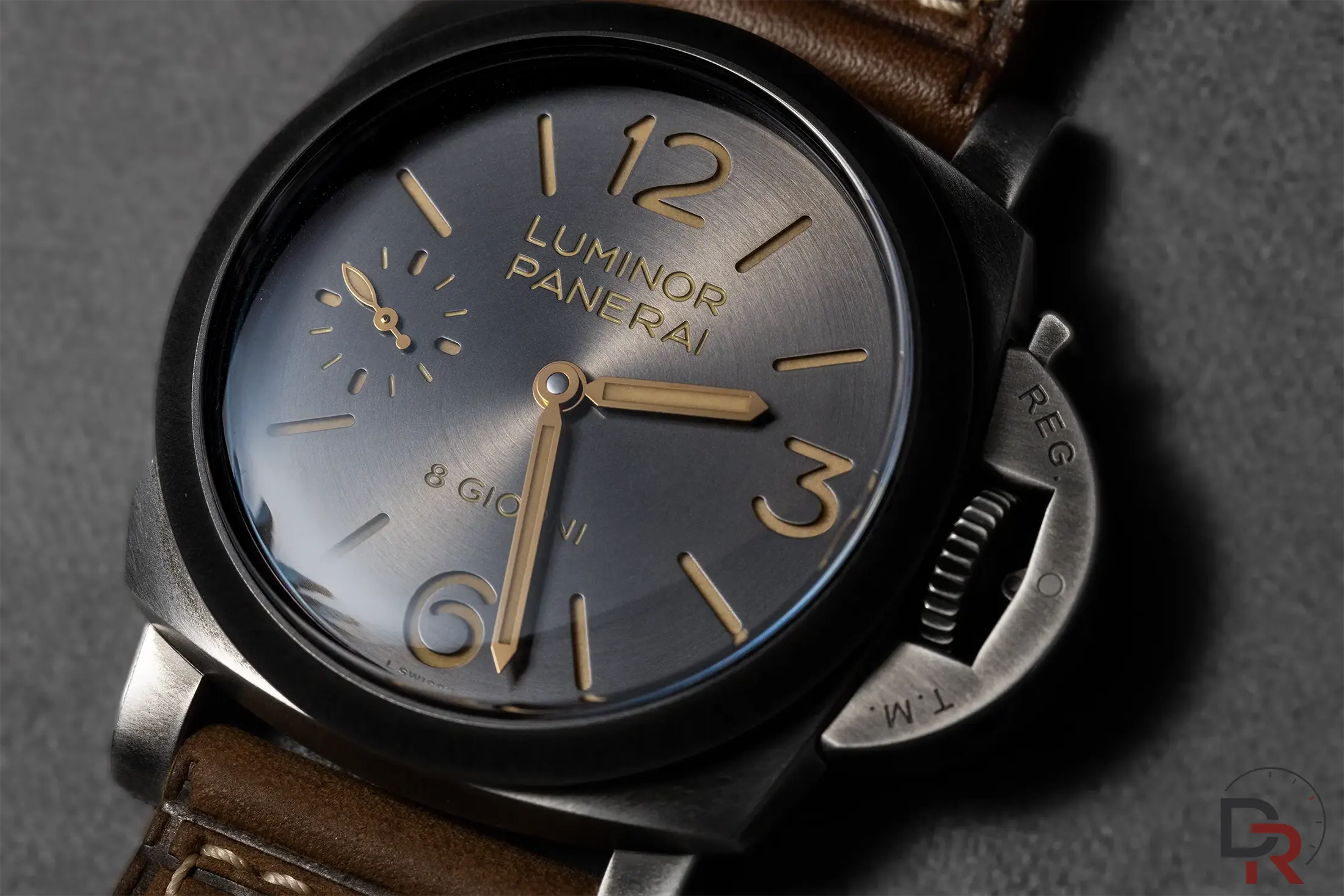 Panerai Luminor 8 Giorni PAM01733 vista general con acabado Brunito