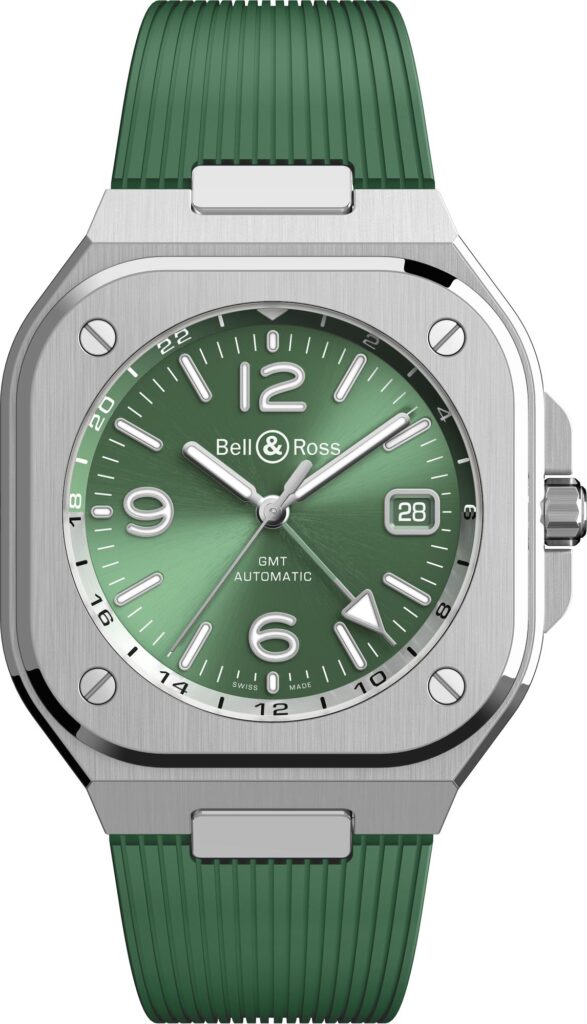 Bell & Ross BR-05 GMT Green Steel - Versión en correa de caucho Fotografía frontal completa del Bell & Ross BR-05 GMT con correa de caucho