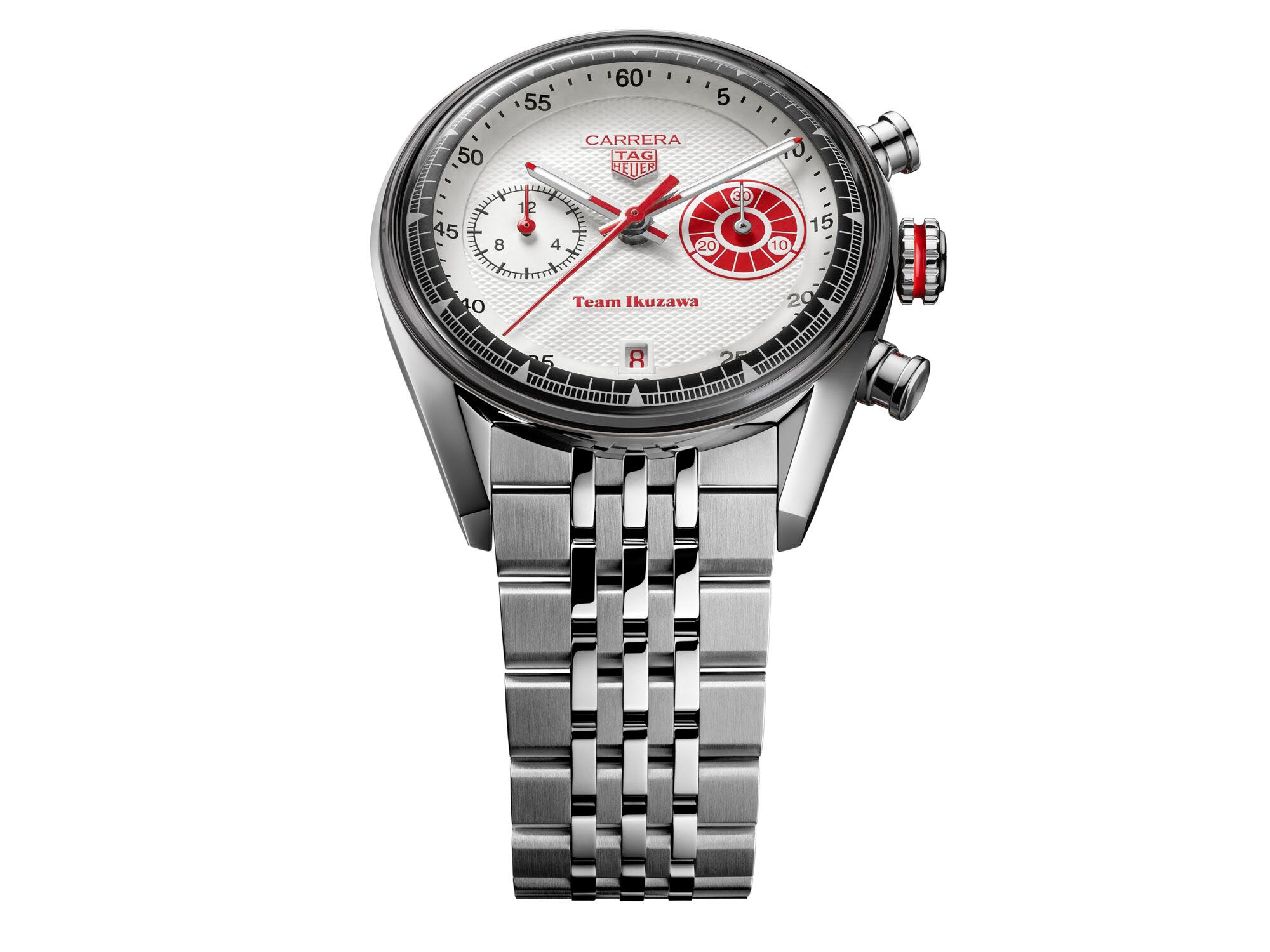 Caja Glassbox de acero de 39 mm del TAG Heuer Carrera x Team Ikuzawa visto de frente