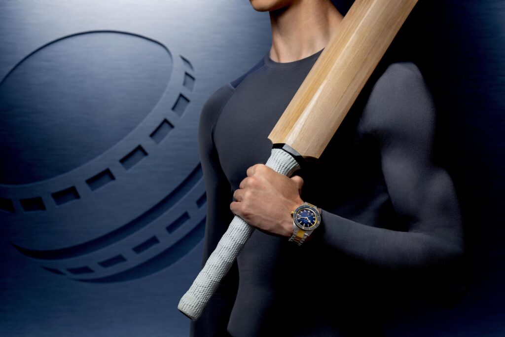 Rado Captain Cook x European Cricket Special Edition en la muñeca