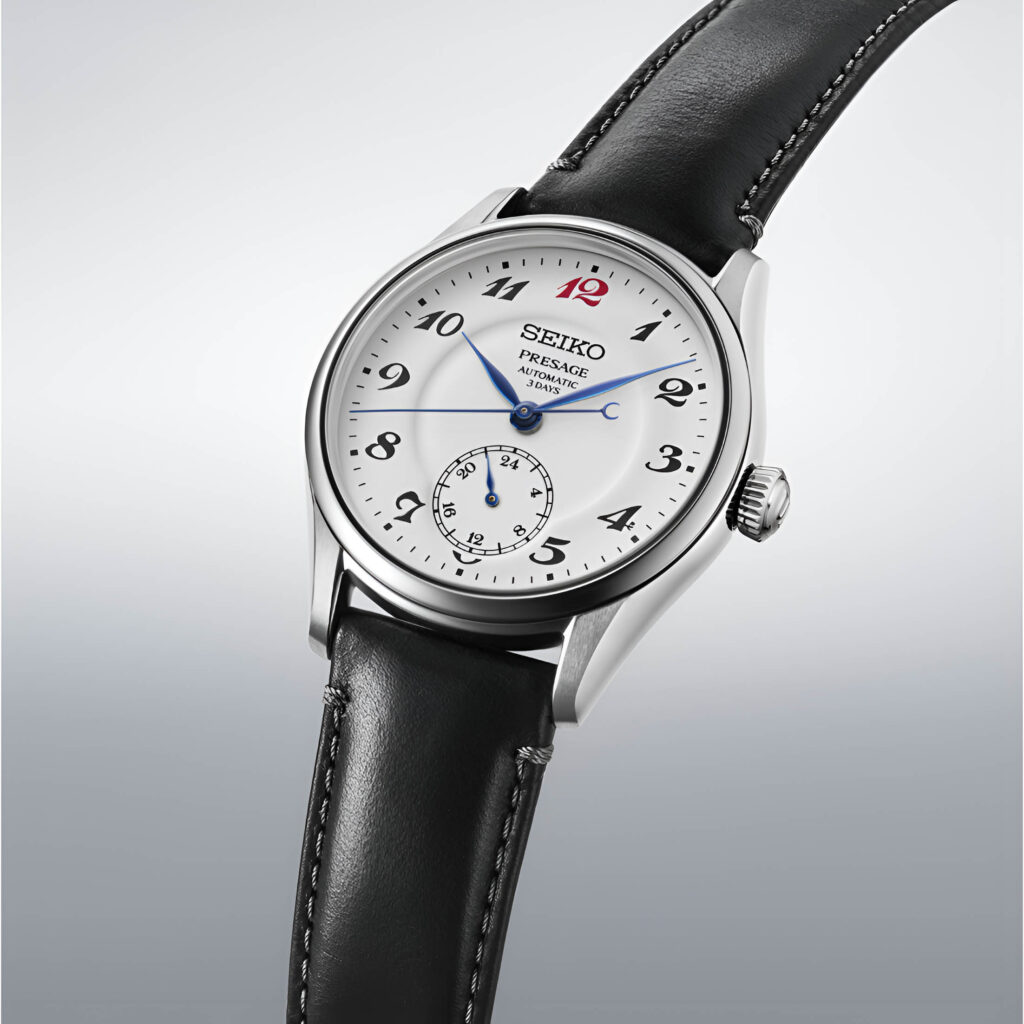 Vista en perspectiva del reloj Seiko Presage HCC005 con esfera de esmalte blanco