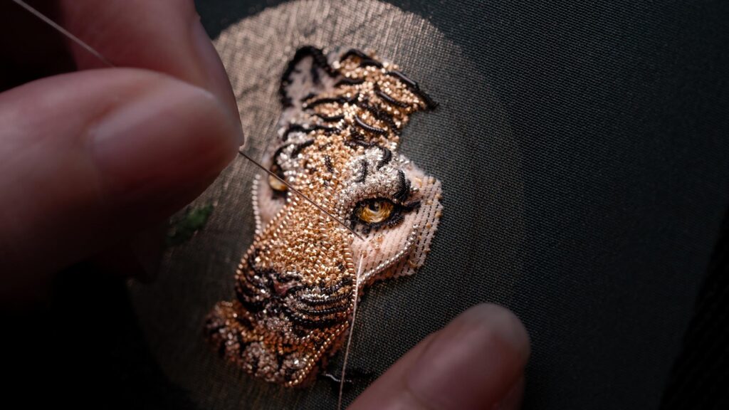 Vacheron Constantin Métiers d’Art Tribute to the Animal Kingdom tigre como se hace