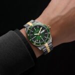 Reloj de buceo Favre Leuba Deep Raider Day Date Two-Tone en acero y PVD oro amarillo con esfera azul
